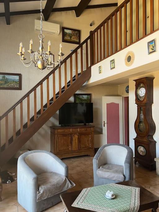Maison Familiale Idealement Situee Avec Tout Le Confort Nimes Exterior foto